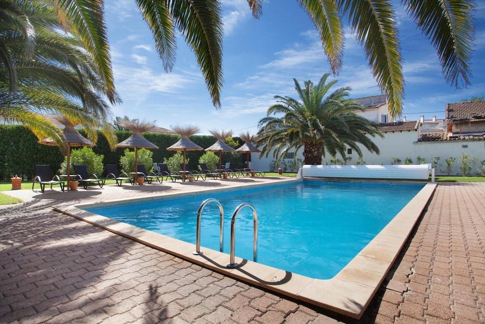 Logis Hotel Le Rodin Arles Zewnętrze zdjęcie